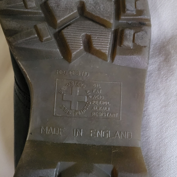 Doc Marten shoes - Picture 3 of 7